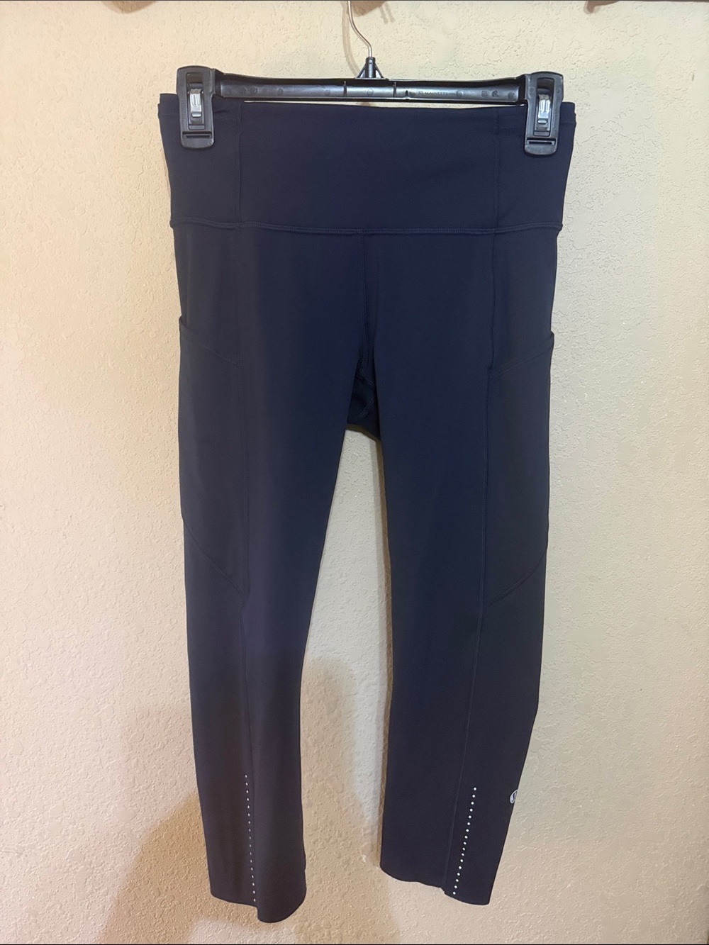 lululemon athletica fast and free crop II 19” navy Pocket Leggings